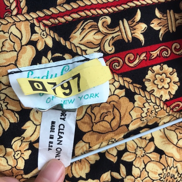 Vintage Lady Carol of New York Cardigan - Picture 2 of 2